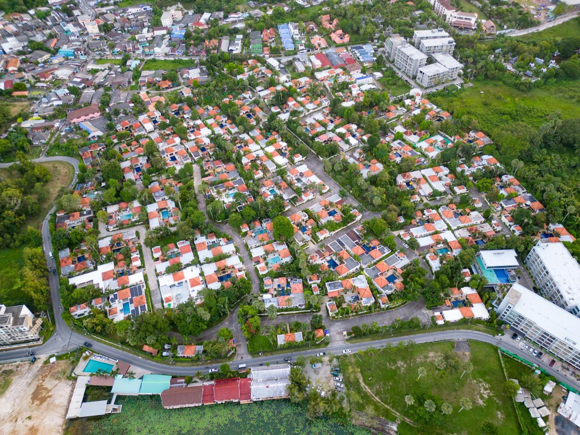 Saitaan,4Br Seaside Garden Pool Villa, Laguna Area Bang Tao Beach  Exterior photo