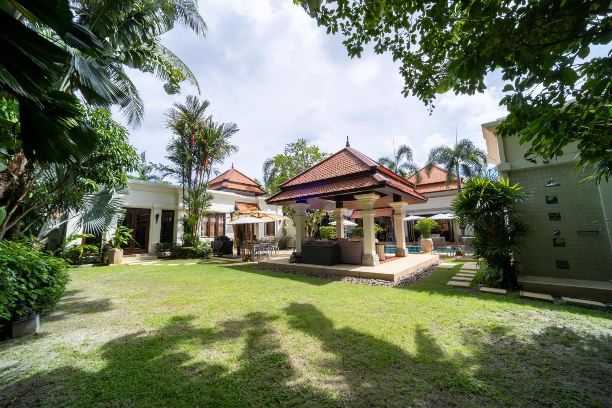 Saitaan,4Br Seaside Garden Pool Villa, Laguna Area Bang Tao Beach  Exterior photo